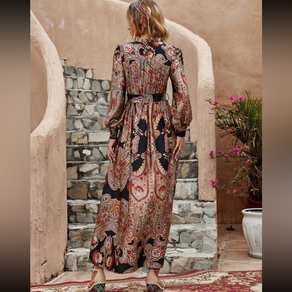Boho floral paisley print maxi dress - Picture 2 of 6